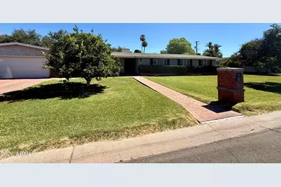 5948 E Calle Del Paisano --, Phoenix, AZ 85018 - Photo 3