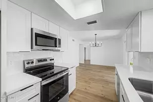 9684 W Vogel Ave, Peoria, AZ 85345 - Photo 5