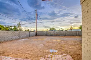 7226 N 26th Dr, Phoenix, AZ 85051 - Photo 25