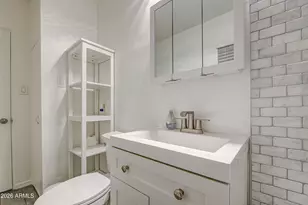 7226 N 26th Dr, Phoenix, AZ 85051 - Photo 23
