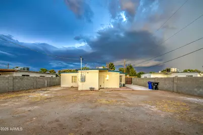 7226 N 26th Drive, Phoenix, AZ 85051 - Photo 29