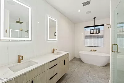 3446 N 47th Street, Phoenix, AZ 85018 - Photo 17