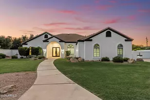1120 N Wren Dr, Gilbert, AZ 85234 - Photo 1