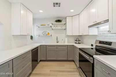 2 W Georgia Avenue #9, Phoenix, AZ 85013 - Photo 15