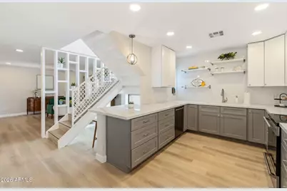 2 W Georgia Avenue #9, Phoenix, AZ 85013 - Photo 1