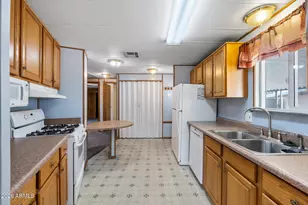 2701 E Utopia Rd, Phoenix, AZ 85050 - Photo 3