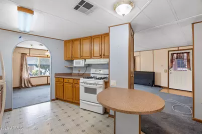 2701 E Utopia Road #6, Phoenix, AZ 85050 - Photo 17