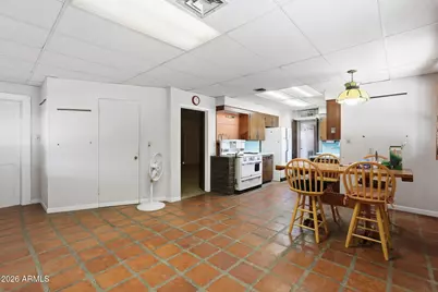 5517 E Avalon Drive, Phoenix, AZ 85018 - Photo 15