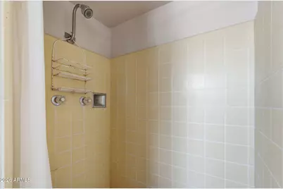 5517 E Avalon Drive, Phoenix, AZ 85018 - Photo 33