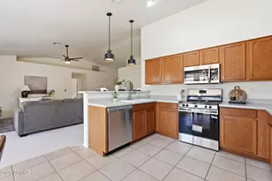 2047 E Temple Ct, Gilbert, AZ 85296 - Photo 13