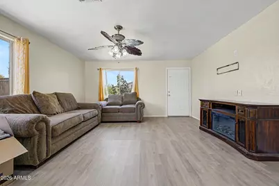 5217 E Shadow Lane, San Tan Valley, AZ 85140 - Photo 9