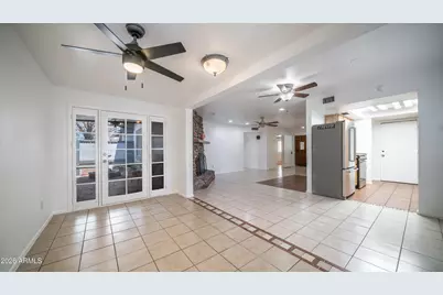 588 W 21st Avenue, Apache Junction, AZ 85120 - Photo 13