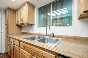 588 W 21st Ave, Apache Junction, AZ 85120 - Photo 11