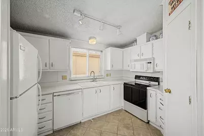 1952 E Augusta Avenue, Chandler, AZ 85249 - Photo 9