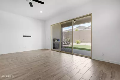 20132 W Catalina Drive, Buckeye, AZ 85396 - Photo 11