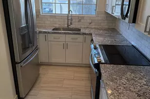 860 N McQueen Rd, Chandler, AZ 85225 - Photo 1