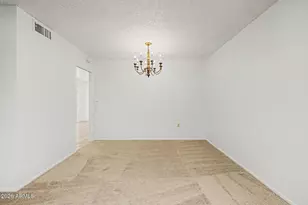 10608 W El Capitan Cir, Sun City, AZ 85351 - Photo 27