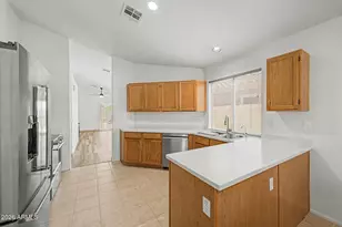 2019 E Glenhaven Dr, Phoenix, AZ 85048 - Photo 9