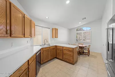 2019 E Glenhaven Drive, Phoenix, AZ 85048 - Photo 13
