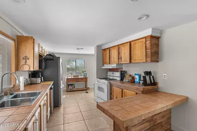 50702 W Hector Road, Aguila, AZ 85320 - Photo 21