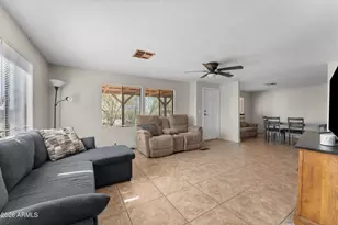 50702 W Hector Rd, Aguila, AZ 85320 - Photo 23