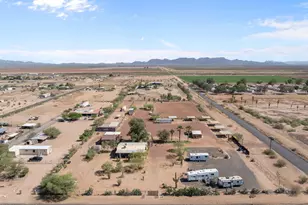 50702 W Hector Rd, Aguila, AZ 85320 - Photo 3