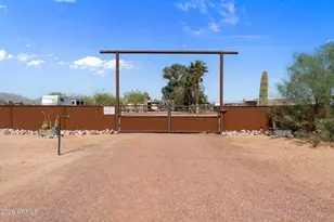 50702 W Hector Rd, Aguila, AZ 85320 - Photo 37
