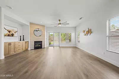 10430 E Juanita Avenue, Mesa, AZ 85209 - Photo 7