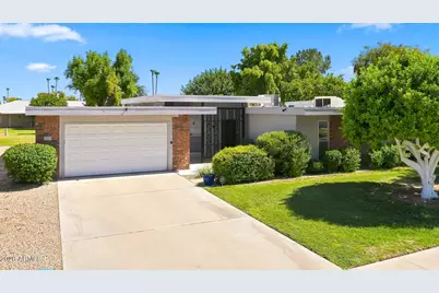 10333 W Highwood Lane, Sun City, AZ 85373 - Photo 1