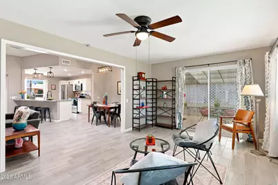 10333 W Highwood Lane, Sun City, AZ 85373 - Photo 17