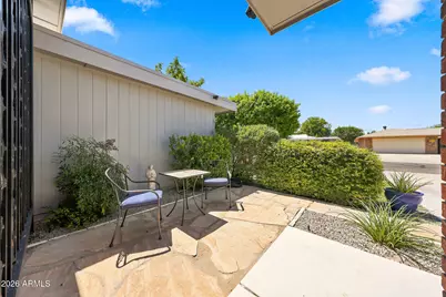 10333 W Highwood Lane, Sun City, AZ 85373 - Photo 7