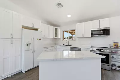 2826 E Cactus Road, Phoenix, AZ 85032 - Photo 3