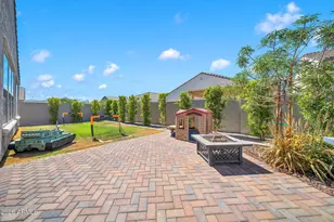 17605 W Medlock Dr, Litchfield Park, AZ 85340 - Photo 41