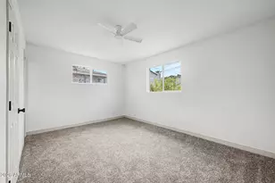 3152 N 24th Dr, Phoenix, AZ 85015 - Photo 11