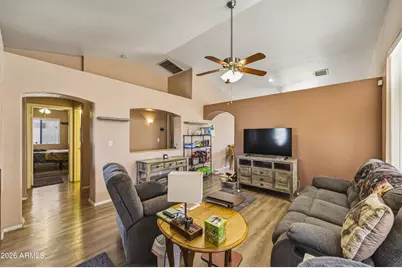 8735 W Pineveta Drive W, Arizona City, AZ 85123 - Photo 9