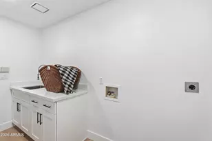1454 E Calle De Arcos, Tempe, AZ 85284 - Photo 47