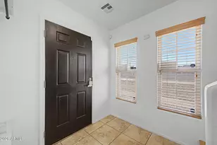 2233 E Huntington Dr, Phoenix, AZ 85040 - Photo 5