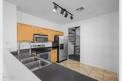 2233 E Huntington Drive, Phoenix, AZ 85040 - Photo 13