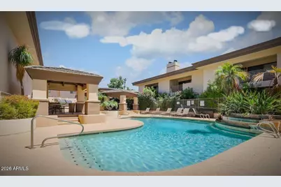 3235 E Camelback Road #114, Phoenix, AZ 85018 - Photo 1