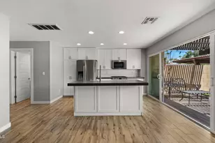 7669 E Montecito Ave, Scottsdale, AZ 85251 - Photo 9