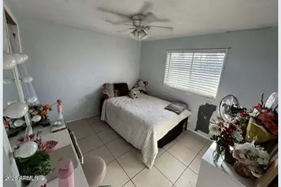 453 W 3rd Place, Mesa, AZ 85201 - Photo 9