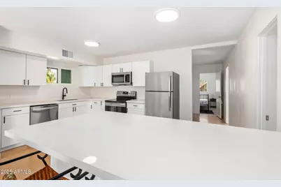 6201 W Indianola Avenue, Phoenix, AZ 85033 - Photo 19