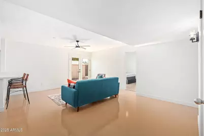 6201 W Indianola Avenue, Phoenix, AZ 85033 - Photo 9