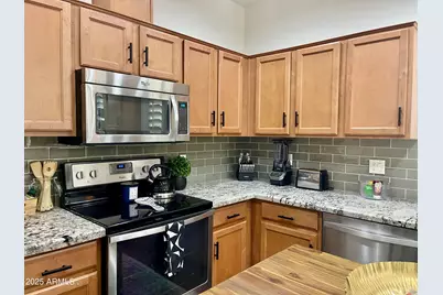 1225 N 36th Street #1031, Phoenix, AZ 85008 - Photo 9