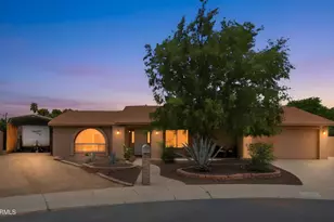 4516 E Ludlow Dr, Phoenix, AZ 85032 - Photo 1