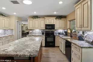 4516 E Ludlow Dr, Phoenix, AZ 85032 - Photo 5