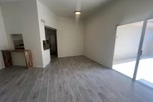10936 W Coggins Dr, Sun City, AZ 85351 - Photo 11