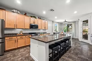 18053 W Montecito Ave, Goodyear, AZ 85395 - Photo 19