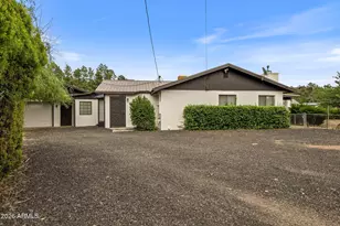 2819 Pine Hill Dr, Overgaard, AZ 85933 - Photo 1