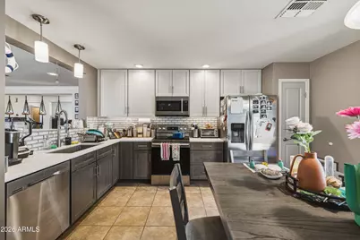 9421 S 1st Avenue, Phoenix, AZ 85041 - Photo 19